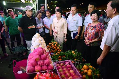 Thành phố Hồ Chí Minh nỗ lực ngăn chặn thực phẩm không an toàn trong dịp Tết Nguyên đán