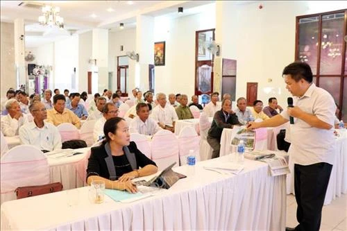 Tập huấn phổ biến chủ trương, chính sách đến người có uy tín trong đồng bào dân tộc thiểu số ở Ninh Thuận