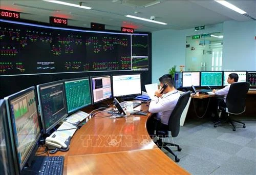 EVN triển khai thực hiện giá bán lẻ điện và thị trường điện