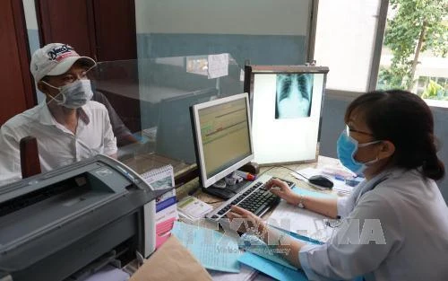 Dịch COVID-19: Hỗ trợ kiểm tra nhanh sức khỏe qua quét mã QR trên ứng dụng NCOVI