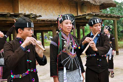 Lễ cưới người Lự