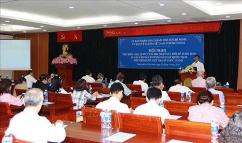 Ngày càng nhiều kiều bào xin xác nhận có quốc tịch Việt Nam