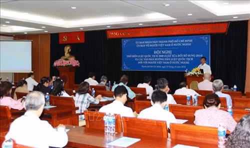 Ngày càng nhiều kiều bào xin xác nhận có quốc tịch Việt Nam
