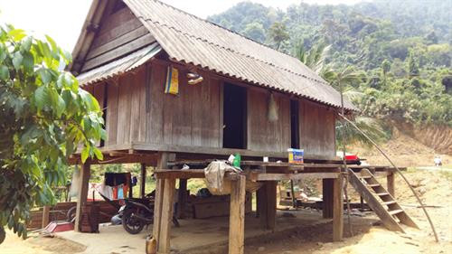 Nghi lễ vào nhà mới của người Vân Kiều