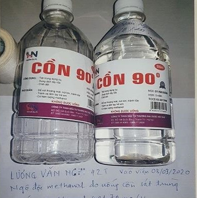 Tổn thương não do uống phải cồn sát trùng “rởm” thay rượu