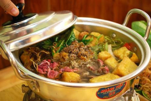 Ngọt lòng lẩu cua đồng Tây Nguyên