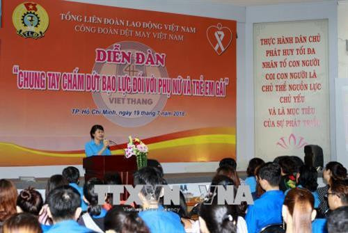 Chung tay xóa bỏ bạo lực đối với phụ nữ và trẻ em gái
