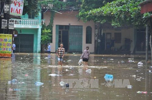 Đường sắt ngừng chạy nhiều đoàn tàu tuyến Hà Nội – Lào Cai do mưa lũ