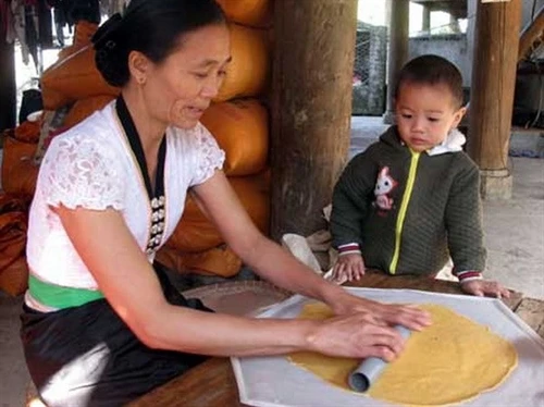 Bánh Khẩu Xén - đặc sản ngày Tết của người Thái Mường Lay