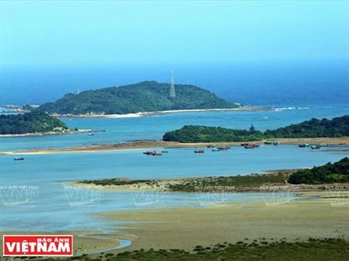 Quảng Ninh có 12 bãi tắm được công nhận đạt chuẩn bãi tắm du lịch