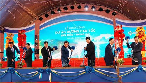 Khởi công đường cao tốc Vân Đồn – Móng Cái