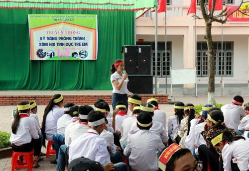 Chống xâm hại tình dục trẻ nam – cần lấp khoảng trống pháp lý và nhận thức