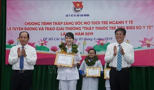 Thành phố Hồ Chí Minh tuyên dương 19 thầy thuốc trẻ tiêu biểu 