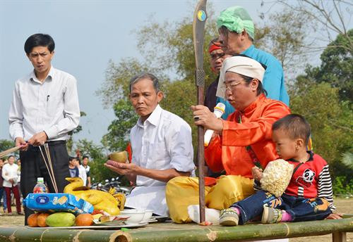 Độc đáo Lễ hội mở cửa rừng xứ Mường Yên Lập