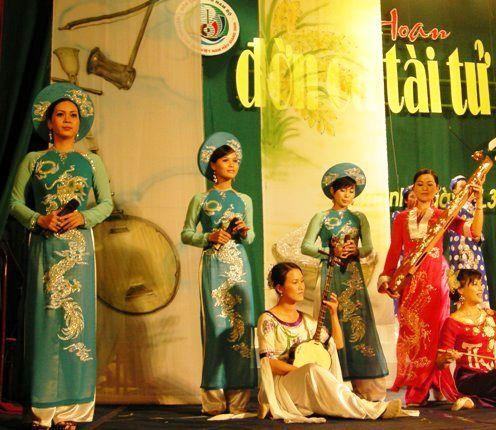 Bảo tồn và phát triển nghệ thuật Đờn ca tài tử: Cần khuyến khích hình thức kế thừa dân gian