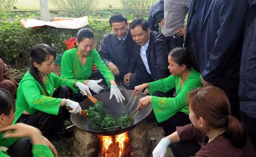Lễ hội “Hương sắc Trà xuân - Vùng chè đặc sản Tân Cương”
