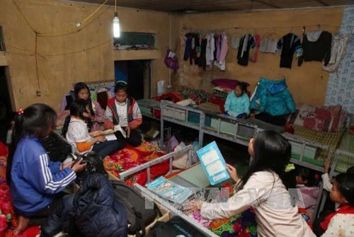 Lai Châu nỗ lực huy động học sinh ra lớp trong mùa mưa lũ