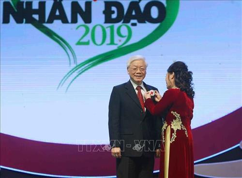 Tổng Bí thư, Chủ tịch nước Nguyễn Phú Trọng: Cùng hành động để lan tỏa giá trị nhân đạo trong cộng đồng