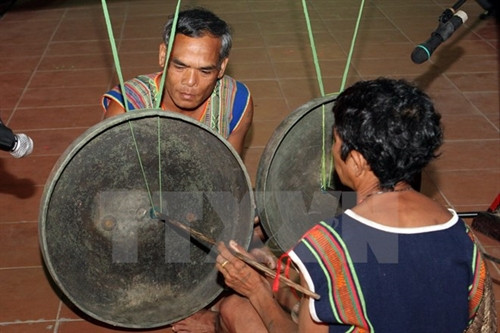 Khó bảo tồn chiêng Tha của người dân tộc Brâu ở Tây Nguyên