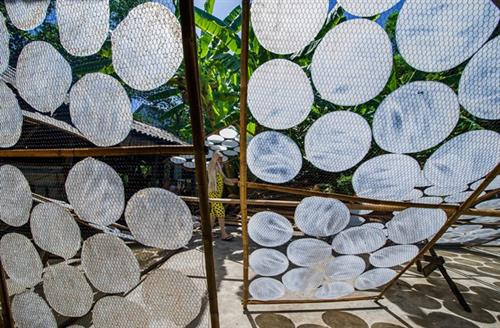 Làng nghề bánh tráng Lựu Bảo
