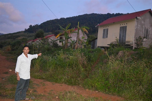 Chuyện buồn làng tái định cư