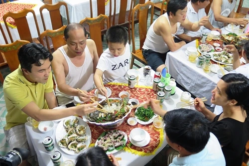 Các thông số về chất lượng nước biển tại 6 bãi tắm, khu du lịch ở Hà Tĩnh đều nằm trong giới hạn cho phép