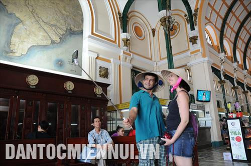Xây dựng các công trình tạo không gian văn hóa, thể thao