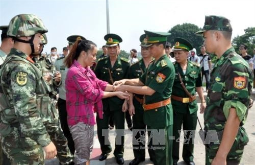 Triệt phá đường dây mua bán người qua biên giới Việt - Trung