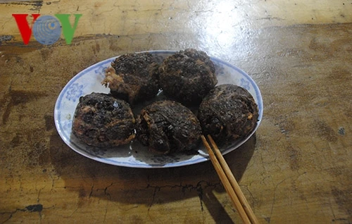 Món Pá Dù đặc biệt của người Mông