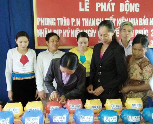 Hiệu quả mô hình Tổ phụ nữ tiết kiệm mua bảo hiểm y tế