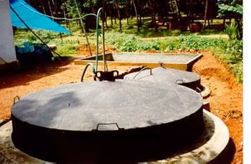 Dựng hầm biogas để chăn nuôi sạch