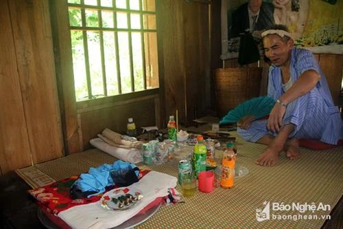 Người Thái Nghệ An hết vận may lại làm lễ xin thêm