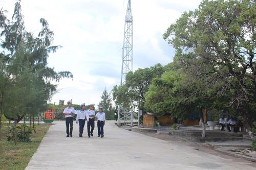 Sức sống mãnh liệt ở Đảo Sinh Tồn Đông