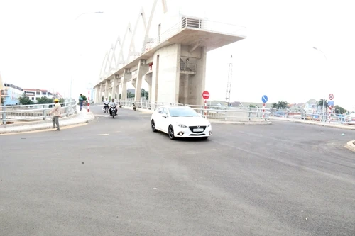 Thông xe cầu cống Sông Kiên