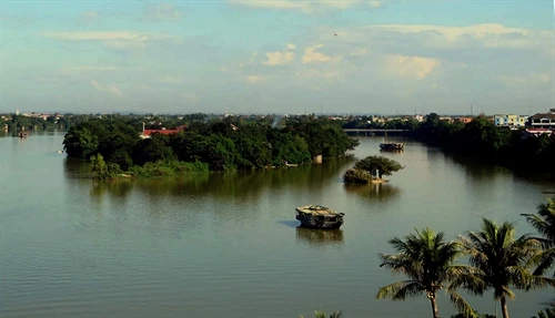 Thời tiết mát mẻ thuận lợi cho thí sinh tham dự kỳ thi Trung học phổ thông năm 2016