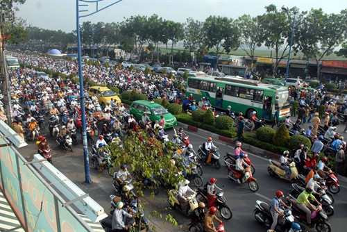 Phó Thủ tướng Trịnh Đình Dũng chủ trì cuộc họp về các giải quyết ùn tắc tại sân bay Tân Sơn Nhất
