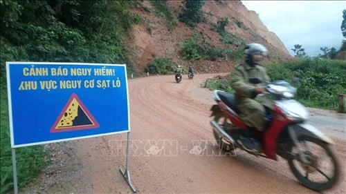 Vùng núi phía Bắc xuất hiện đợt lũ, nguy cơ cao lũ quét, sạt lở đất