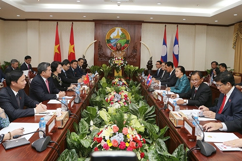 Chủ tịch Quốc hội Nguyễn Thị Kim Ngân hội đàm với Chủ tịch Quốc hội Lào Pany Yathotou