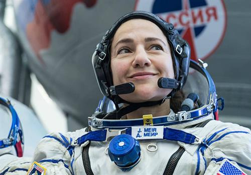 Đội nữ phi hành gia đầu tiên của NASA đi bộ ngoài không gian