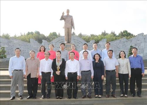 Chủ tịch Quốc hội Nguyễn Thị Kim Ngân làm việc tại tỉnh Gia Lai