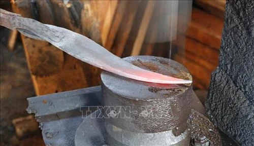 Phát triển nghề rèn truyền thống của đồng bào Mông ở huyện vùng cao Mù Cang Chải