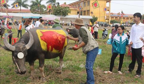 Hội thi vẽ trang trí trâu Lễ hội Tịch điền Đọi Sơn năm 2019