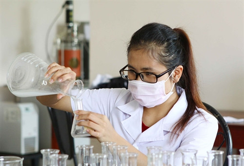 Góp ý dự thảo văn kiện Đại hội XII của Đảng: Cần chú trọng giải quyết các mối quan hệ xã hội