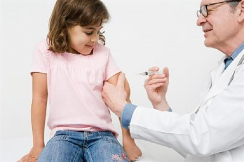 Những điều mẹ cần chú ý trong phòng ngừa và xử trí cho con trong mùa dịch bệnh thủy đậu