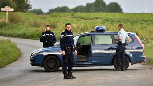 Xả súng kinh hoàng ở miền Bắc nước Pháp