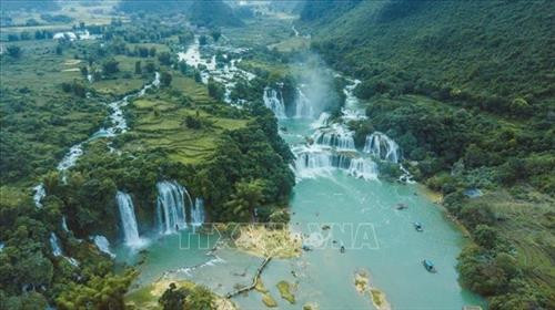 Khám phá non nước Cao Bằng