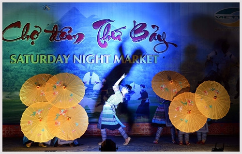 Chợ đêm Bắc Hà