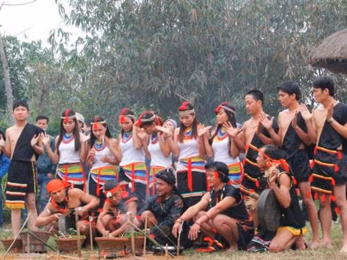 Trống đất, nhạc cụ cổ xưa độc đáo