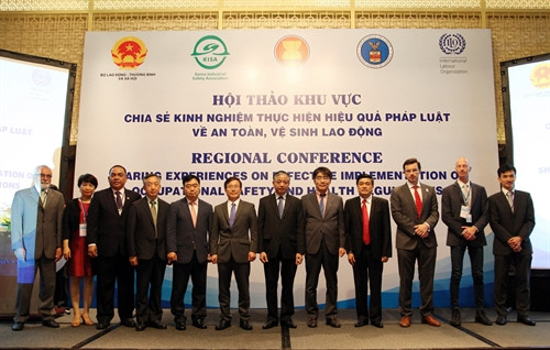 Chia sẻ kinh nghiệm thực hiện hiệu quả pháp luật về an toàn vệ sinh lao động