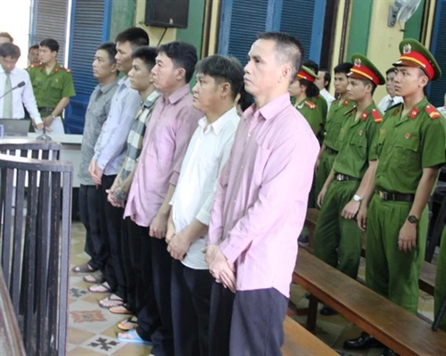 Hai án tử hình trong vụ mua bán gần 12 kg ma tuý